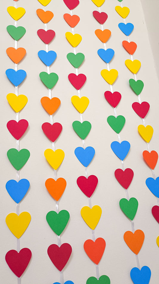 MULTI COLOR HEART SHAPED STRING BANNER BACKDROP - 5 STRINGS IN A PACK