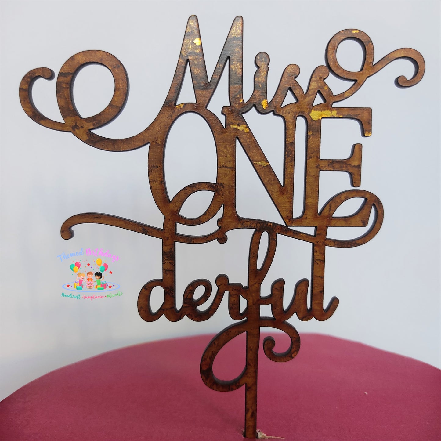 MISS ONDERFUL WOODEN TOPPER