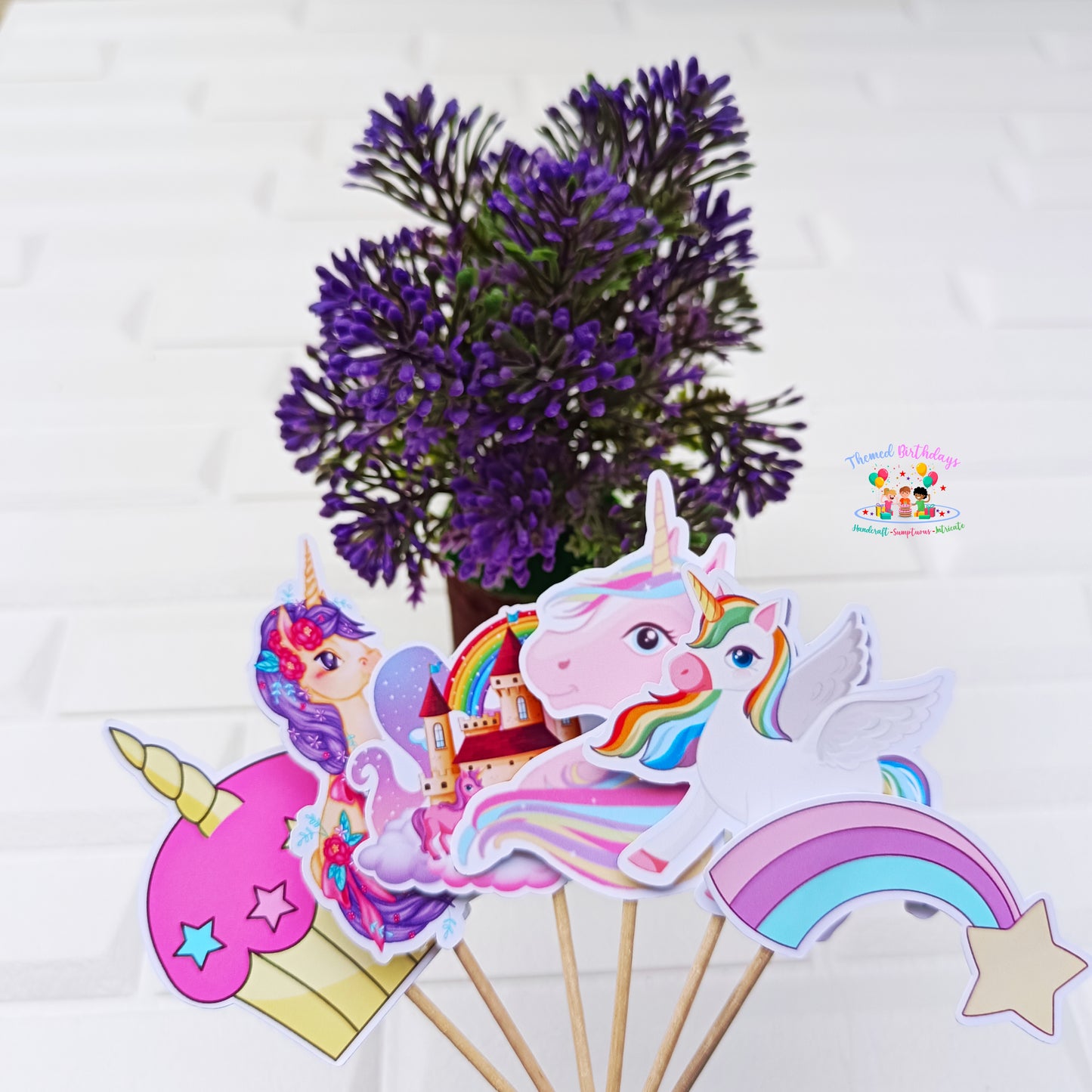 UNICORN-THEMED CUPCAKE TOPPERS (12 PCS)